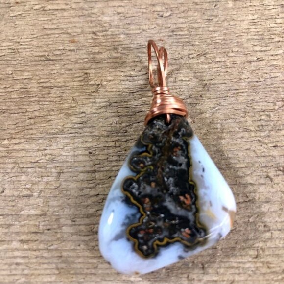 Rare Banded Agate Necklace Pendant - Picture 3 of 6